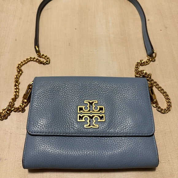 Tory Burch Handbags - Tory Burch Slate Blue Crossbody Bag with Gold Chain
